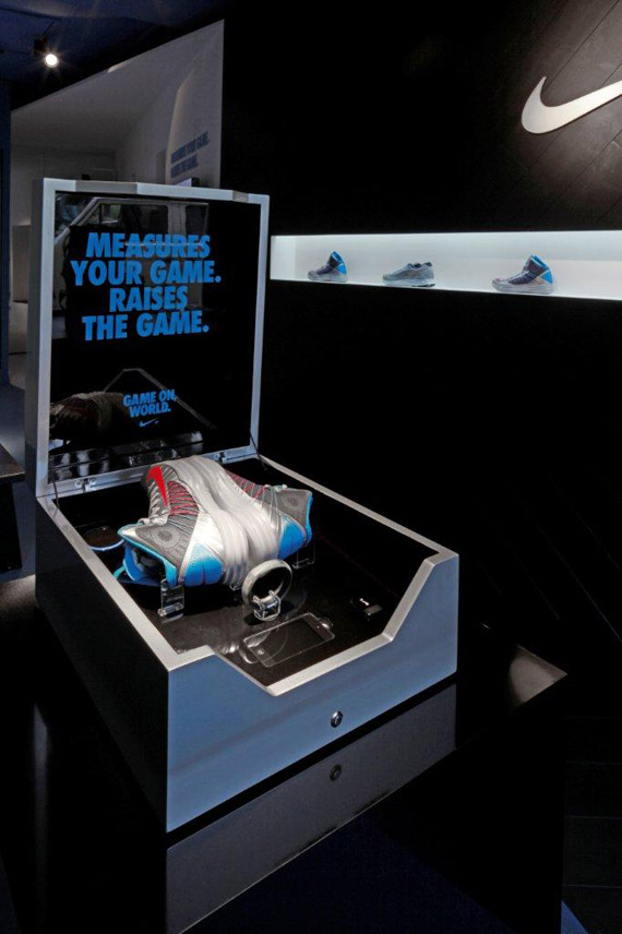 Nike Lunar Hyperdunk Premium Console 4
