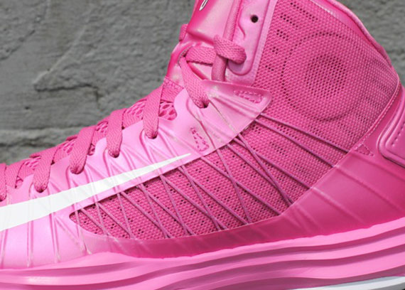 Nike Lunar Hyperdunk Think Pink Available