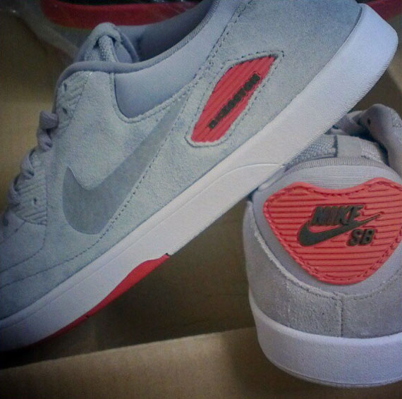 Nike Sb Eric Koston Heritage Infrared 2