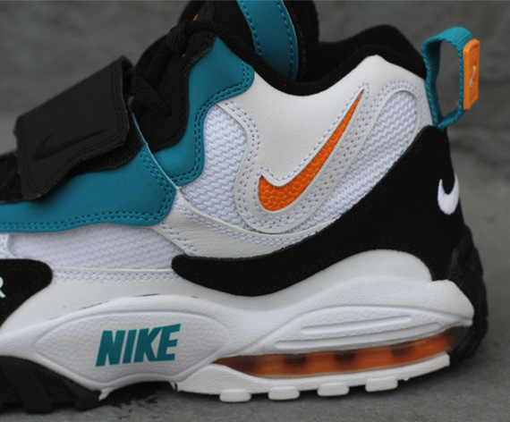 Nike Speed Turf Dolphins Available 1