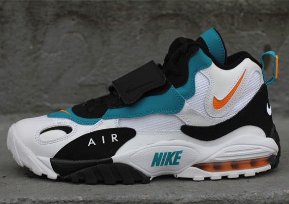 Nike Speed Turf Dolphins Available 3