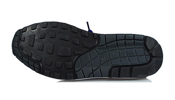 Nike Wardour Max 1 Black 2