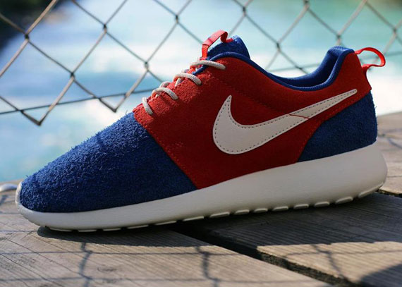 Nike WMNS Roshe Run Premium - SneakerNews.com