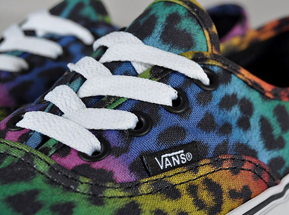 Vans Authentic “Rainbow Leopard” – Available