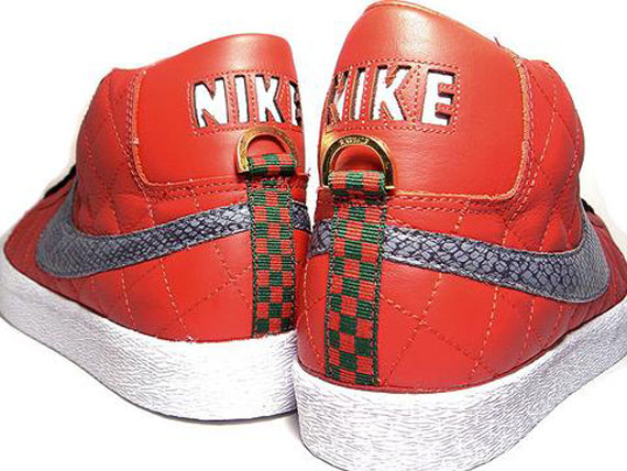Supreme x Nike SB Blazer (2006)