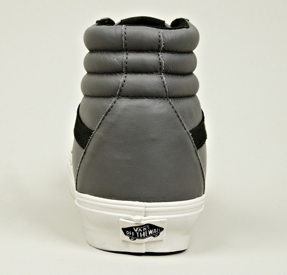 Sk8 Hi Reissue Available 2