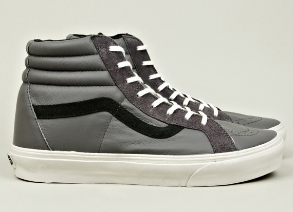 Sk8 Hi Reissue Available 3