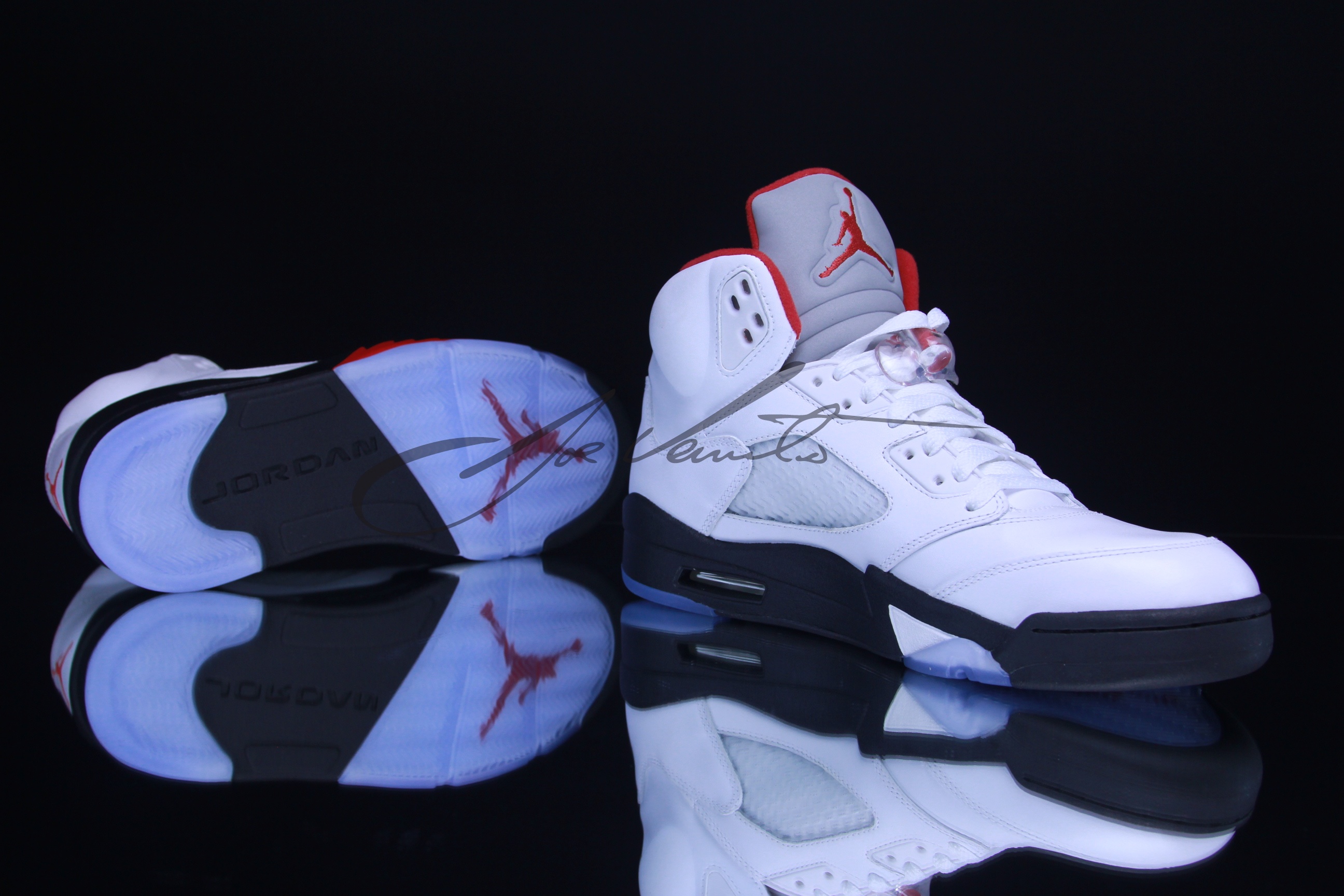air-jordan-5-white-black-fire-red-new-images-5 Air Jordan 5 White Black Fire Red New Images 5
