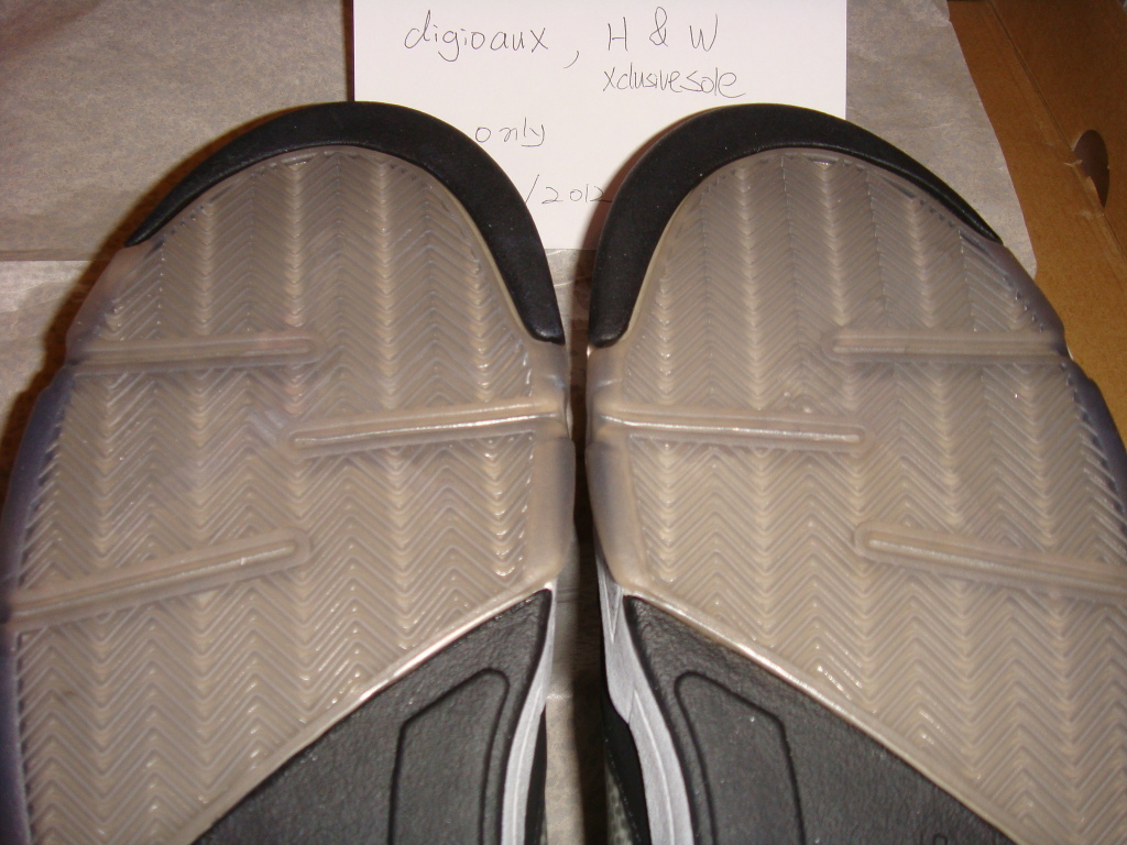 air-jordan-v-black-white-unreleased-sample-03 Air Jordan V Black White Unreleased Sample 03