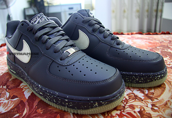 Nike air force 1 glow in the outlet dark