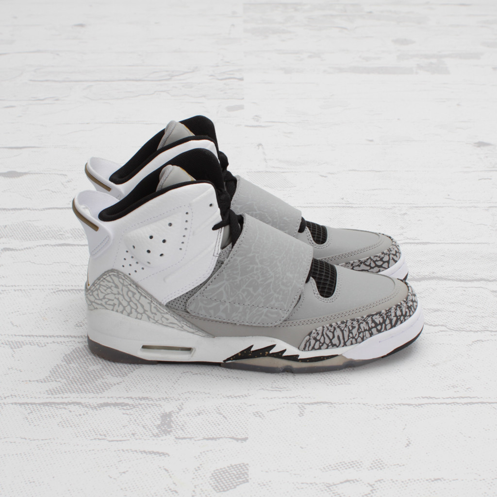 jordan-son-of-mars-matte-silver-metallic-gold-1 Jordan Son Of Mars Matte Silver Metallic Gold 1