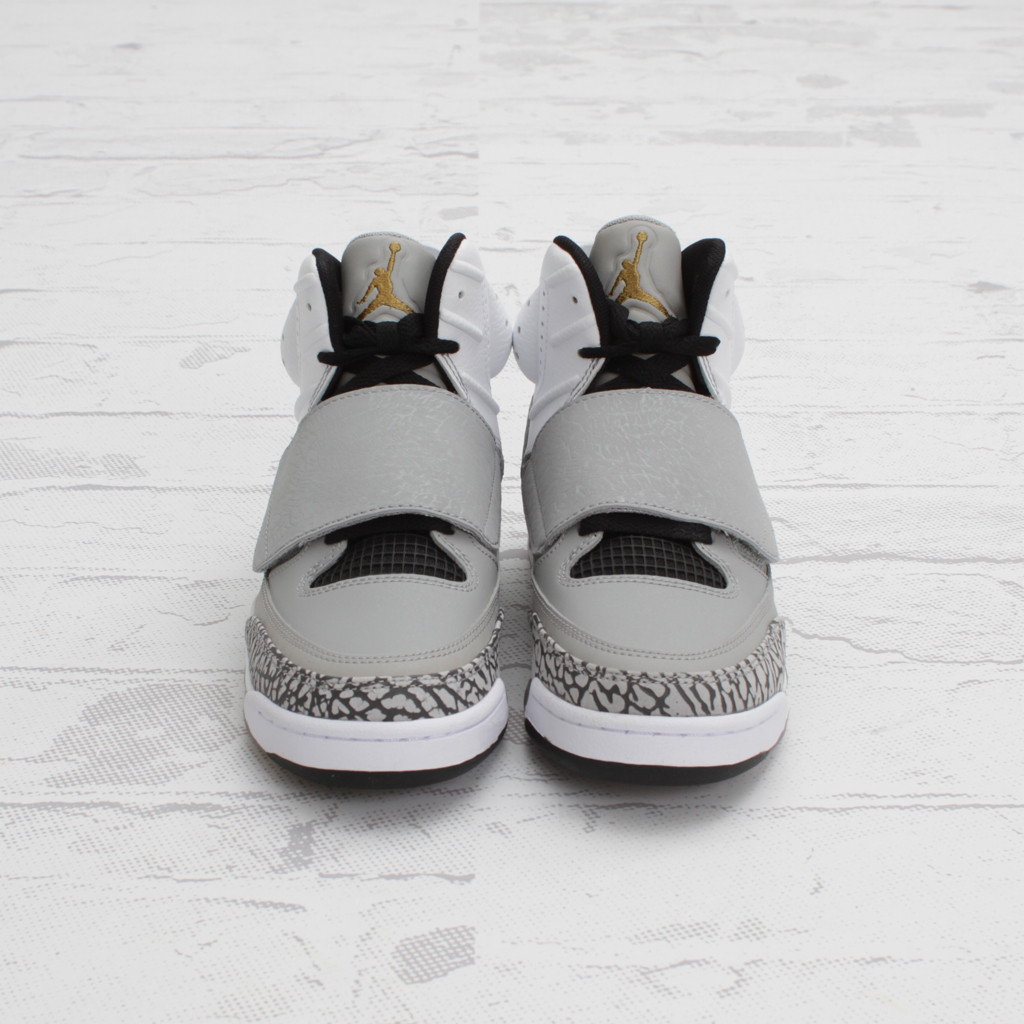 jordan-son-of-mars-matte-silver-metallic-gold-3 Jordan Son Of Mars Matte Silver Metallic Gold 3