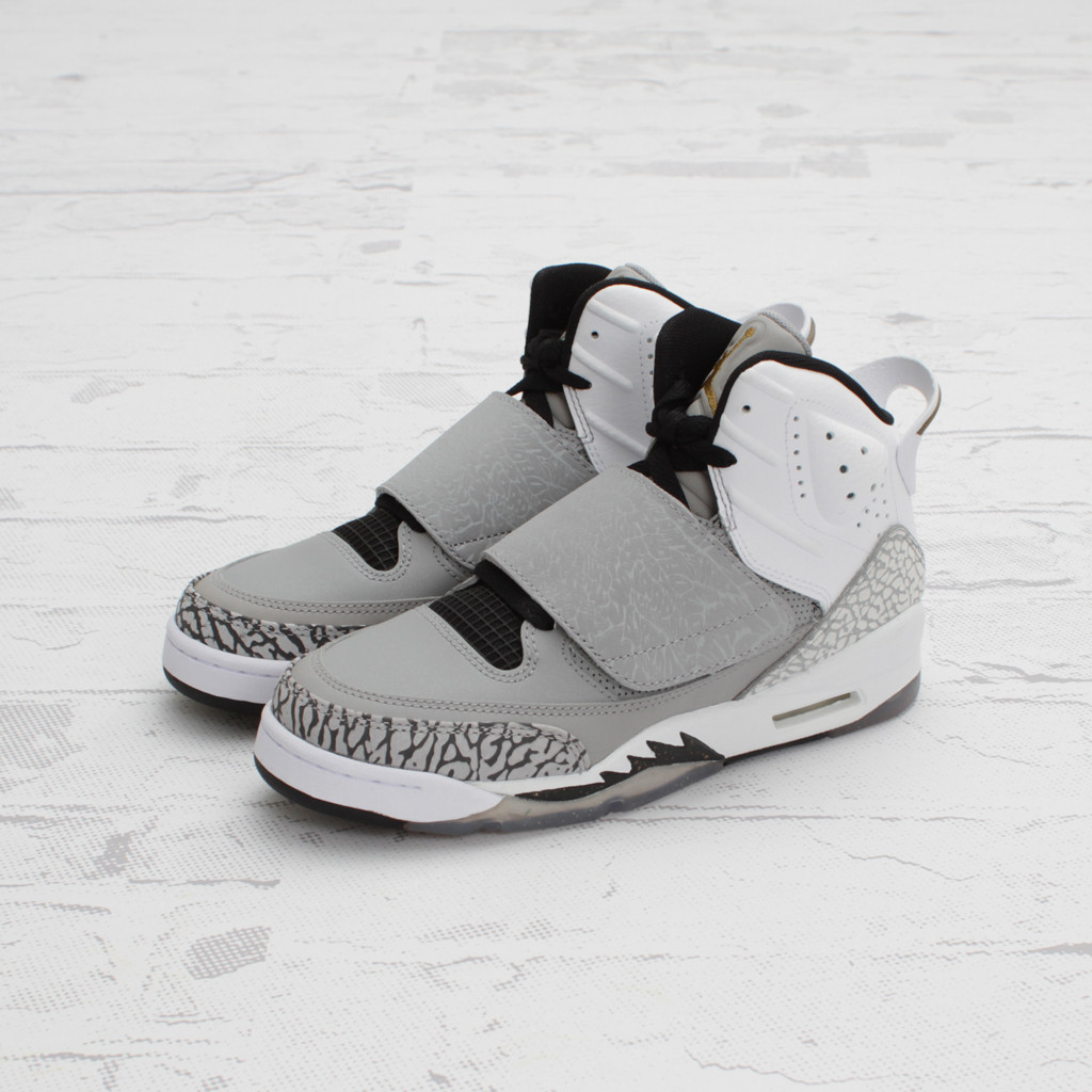 jordan-son-of-mars-matte-silver-metallic-gold-4 Jordan Son Of Mars Matte Silver Metallic Gold 4