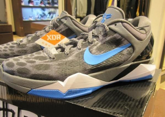 Nike Kobe 7 Wolf - Gray - Low-top Sneakers