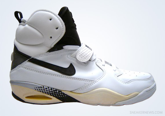 Classics Revisited: Nike Air Ballistic Force (1992)