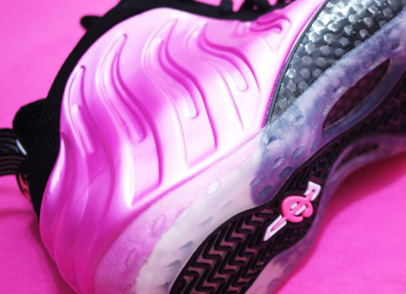 nike air foamposite one pearlized pink new images