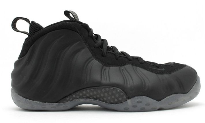 Nike Air Foamposite One Stealth New Images 09
