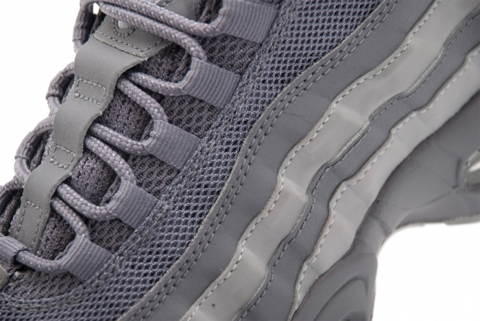 Nike Air Max 95 Dark Grey Wolf Grey White 3