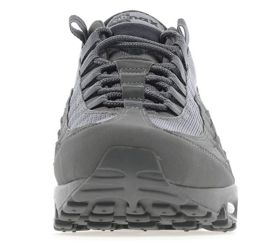 Nike Air Max 95 Grey Grey Obsidian 3