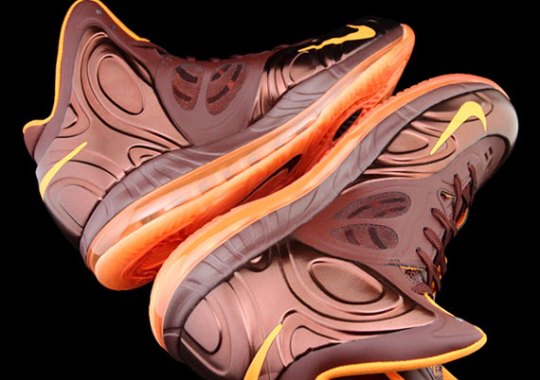 Nike Air Max Hyperposite – Brown