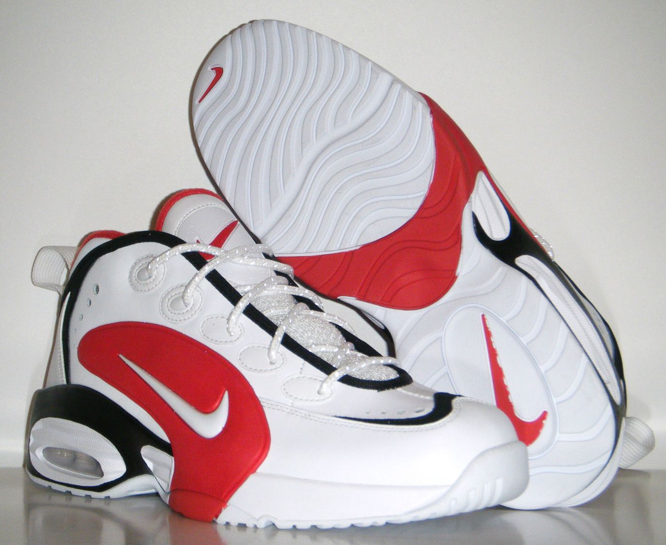 nike-air-way-up-white-black-university-red-08 Nike Air Way Up White Black University Red 08