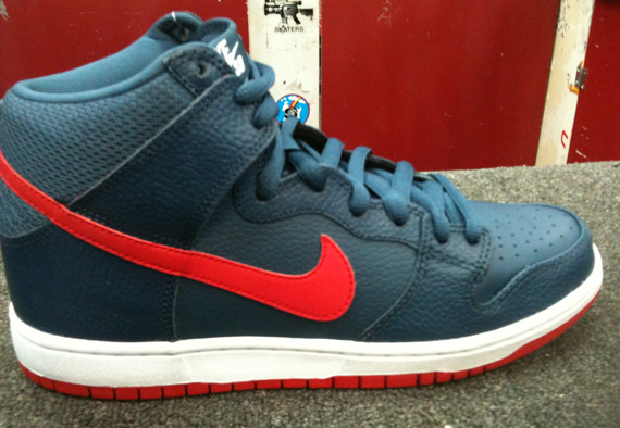 Nike Sb Dunk High Black Red Pebbled Mesh 1