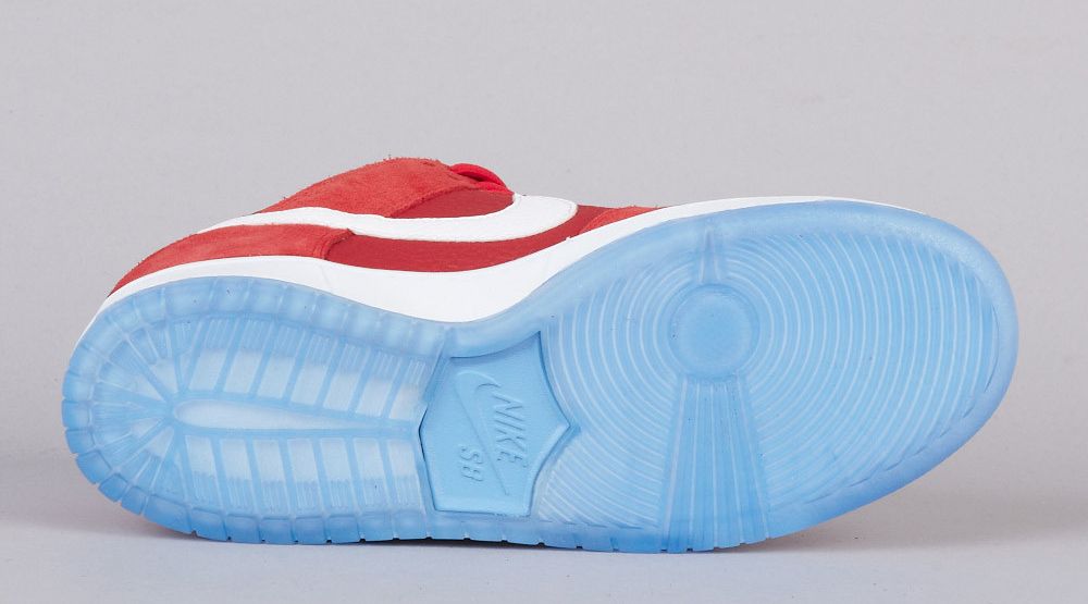 nike-sb-dunk-low-challenge-red-white-university-blue-02 Nike Sb Dunk Low Challenge Red White University Blue 02