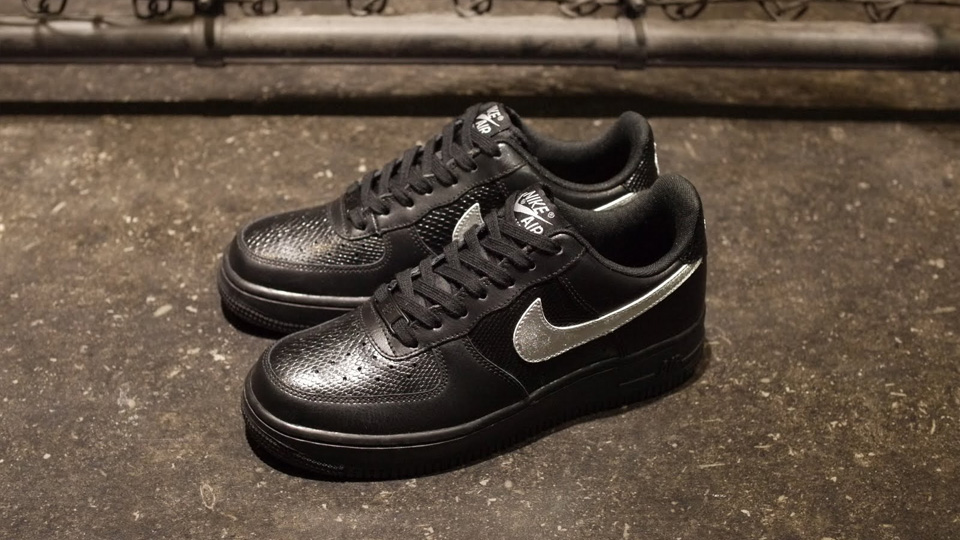nike-wmns-air-force-1-low-black-silver-1 Nike Wmns Air Force 1 Low Black Silver 1