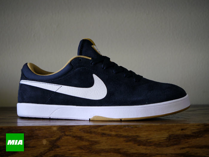 Nike Zoom Koston 1 Dark Obsidian White Metallic Gold 1