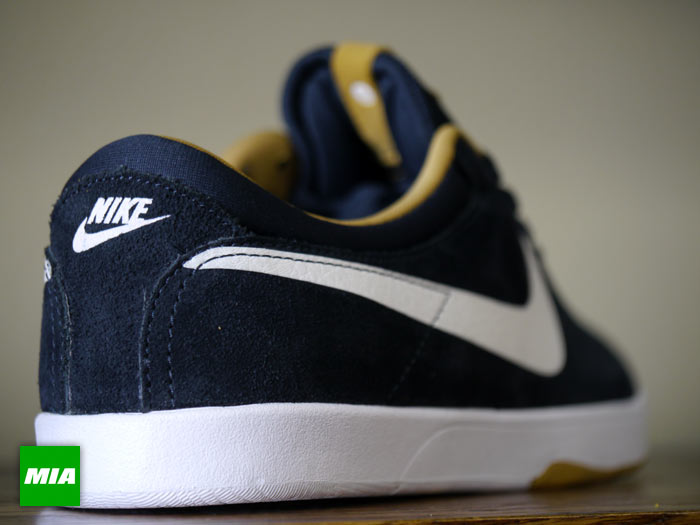 Nike Zoom Koston 1 Dark Obsidian White Metallic Gold 3