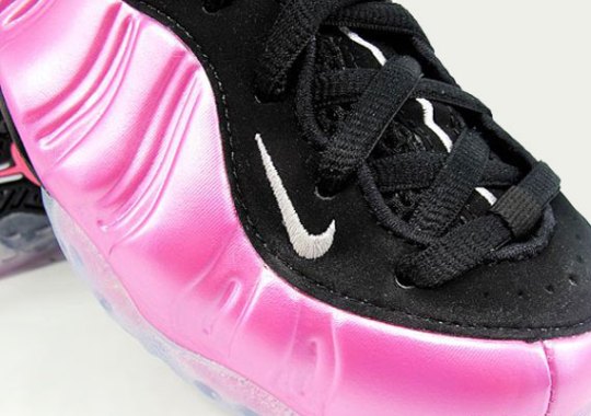 pearlized pink nike air foamposite one