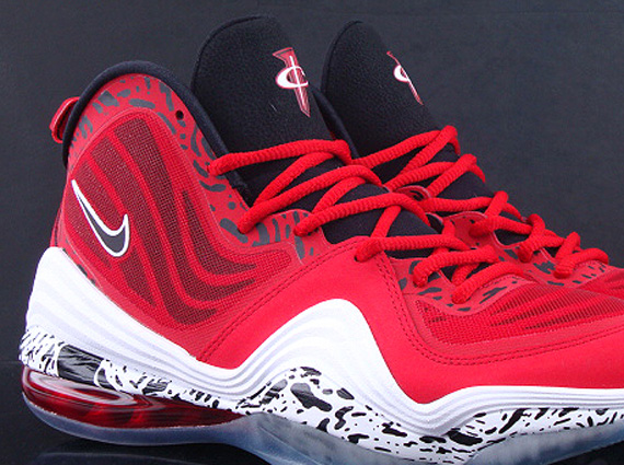 penny hardaway shoes red and white