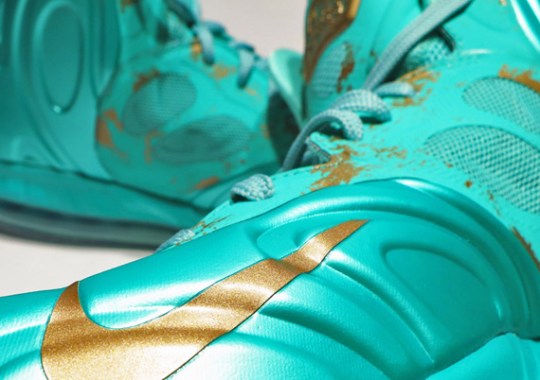 Nike Air Max Hyperposite 'Statue of Liberty' - Tag | SneakerNews.com