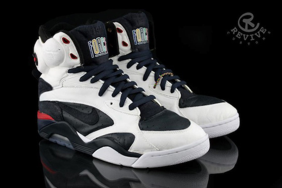 The Admiral Nike 180 Pump Revive Customs 5