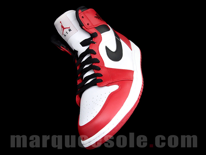 air-jordan-1-high-white-varsity-red-black-04 Air Jordan 1 High White Varsity Red Black 04