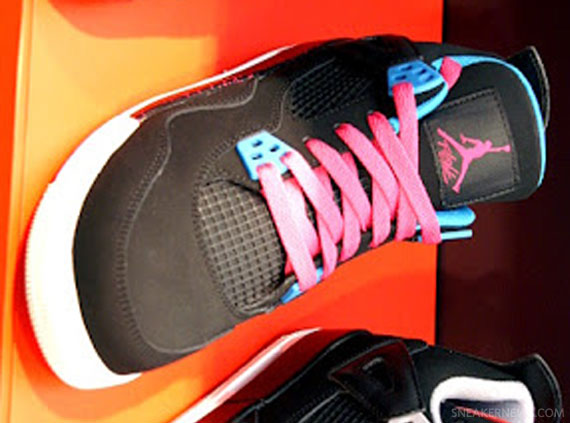 Air Jordan IV GS – Black – Dynamic Blue – Vivid Pink