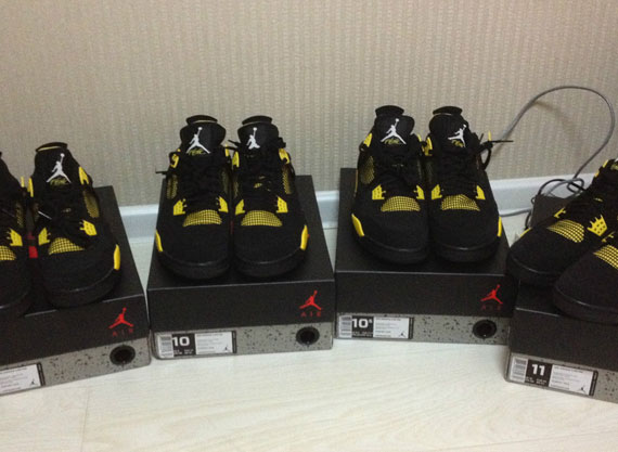 Air Jordan IV “Thunder” – Available Early on eBay