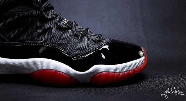 Air Jordan Xi Retro Bred Detailed Images 14