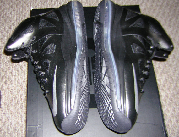 Carbon Lebron X 3