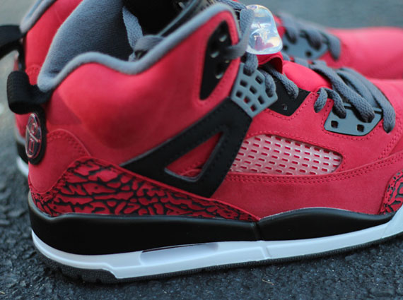 Jordan Spizike Gym Red Arriving At Retailers