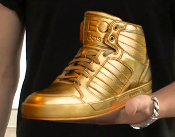 embotellamiento uno Mercurio Justin Bieber x adidas NEO "Find My Gold Shoes" Contest - SneakerNews.com