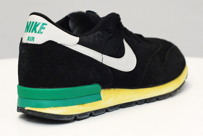 nike-air-epic-black-white-green-3 Nike Air Epic Black White Green 3