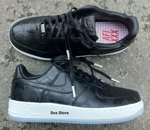 Nike air force 1 black camo sale