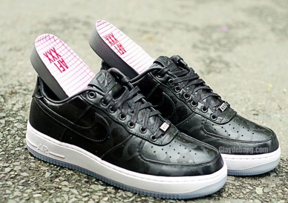 haalbaar Peregrination Dan Nike Air Force 1 Low XXX Supreme "Black Camo" - SneakerNews.com