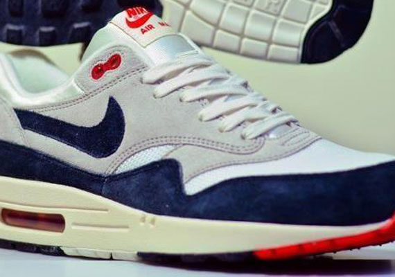 air max 1 blue red white