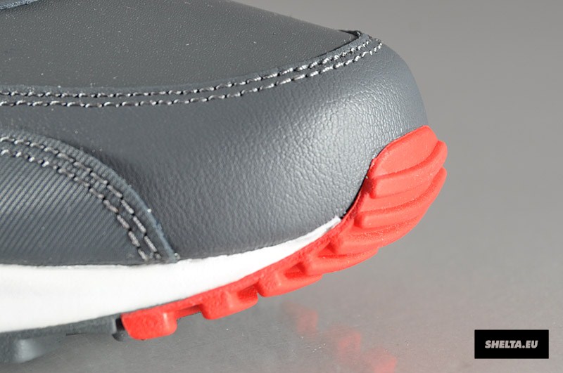 nike-air-max-90-essential-dark-grey-university-red-white-6 Nike Air Max 90 Essential Dark Grey University Red White 6