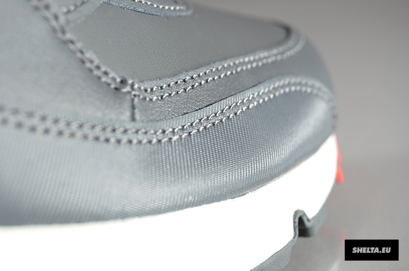 nike-air-max-90-essential-dark-grey-university-red-white-7 Nike Air Max 90 Essential Dark Grey University Red White 7