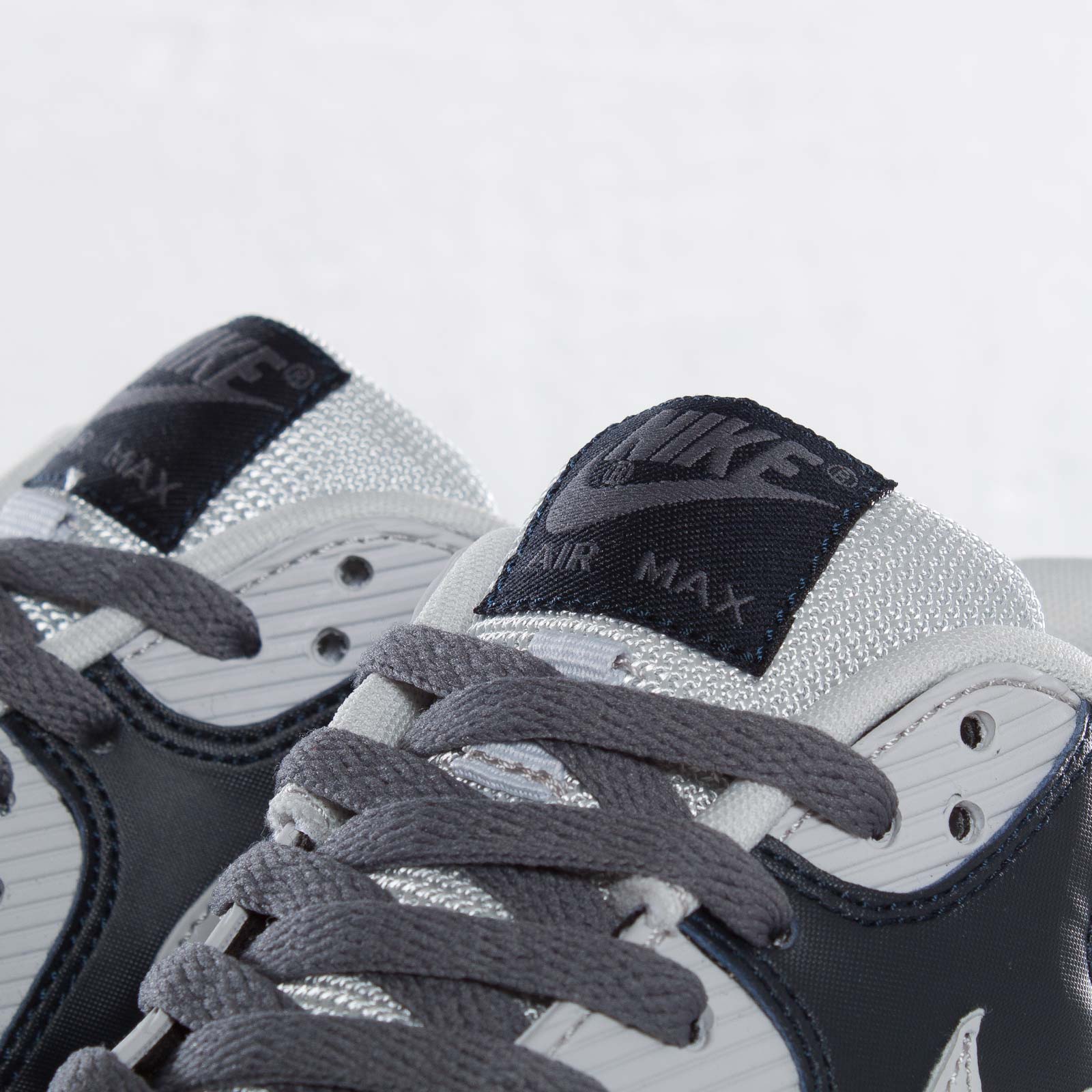 nike-air-max-90-essential-dark-obsidian-neutral-grey-dark-grey-6 Nike Air Max 90 Essential Dark Obsidian Neutral Grey Dark Grey 6