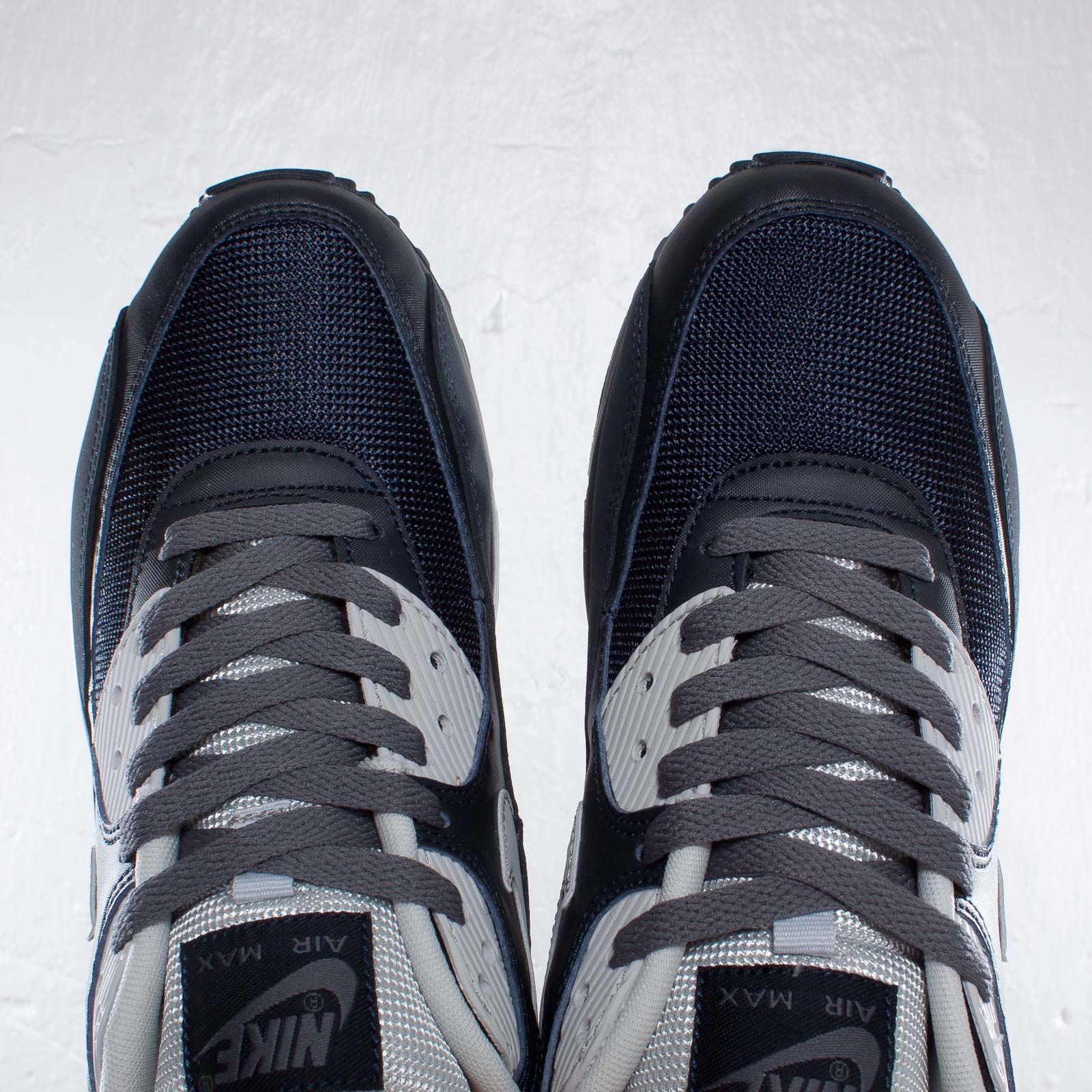 nike-air-max-90-essential-dark-obsidian-neutral-grey-dark-grey-8 Nike Air Max 90 Essential Dark Obsidian Neutral Grey Dark Grey 8