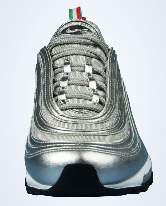 nike silver foot locker uomo